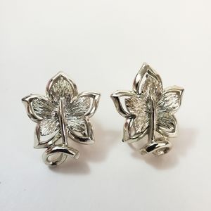 Coro vintage maple leaf clip-on / screw-post earrings - Silver tone